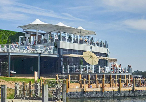 tattershall lakes holiday park