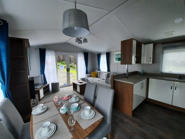 Photo of 2021 40x14 Willerby Avonmore