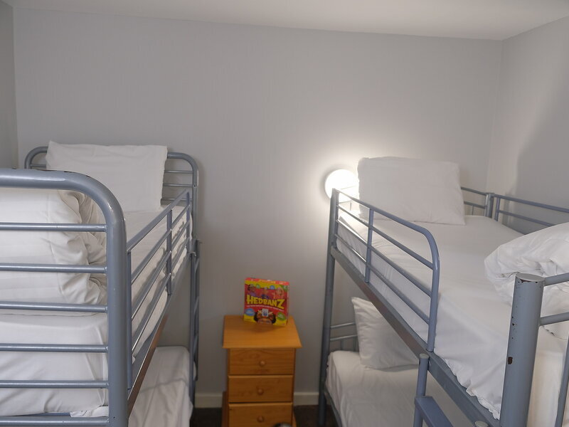 2 bed sleeps 6 with hot tub.  Apartment in Ballycastle