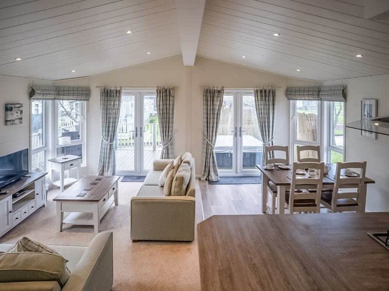 Deluxe Spa Lodge in The Broads