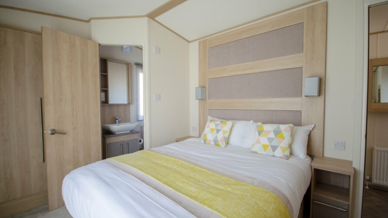 Photo of Platinum with decking