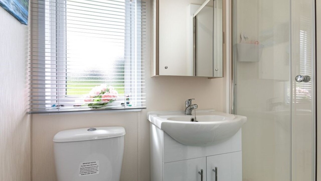 Photo of Delta Avant Garde VIP 2