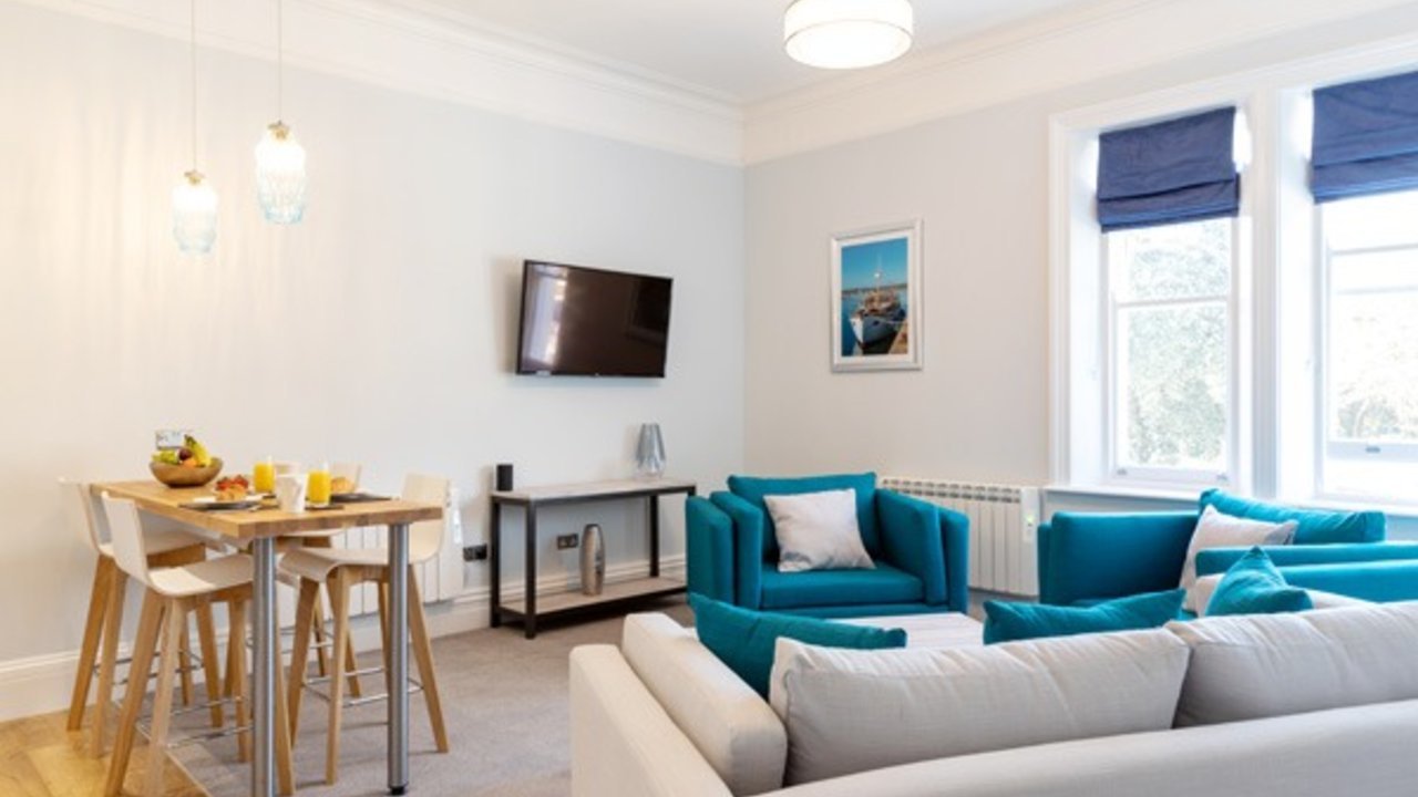 Photo of Lymington Luxury Apartment