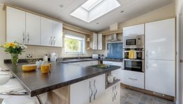 Mawgan Porth accommodation holiday homes for sale in Mawgan Porth