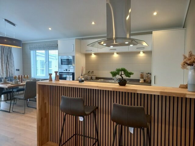 Photo of Prestige, Bella Vista – Smithy 40 x 20ft