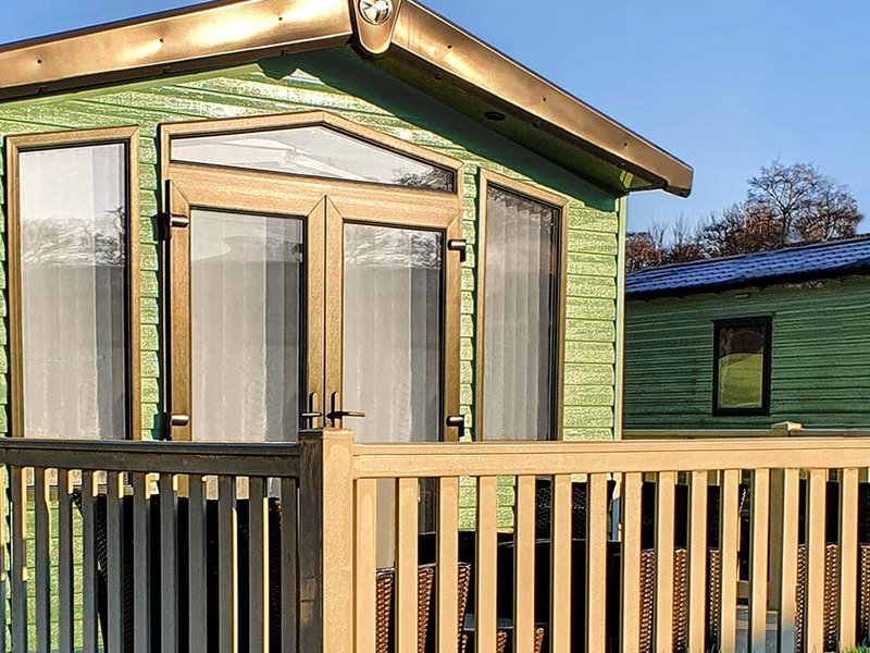 3 Bed Bordeaux holiday home with hot tub Caravan in Coldstream