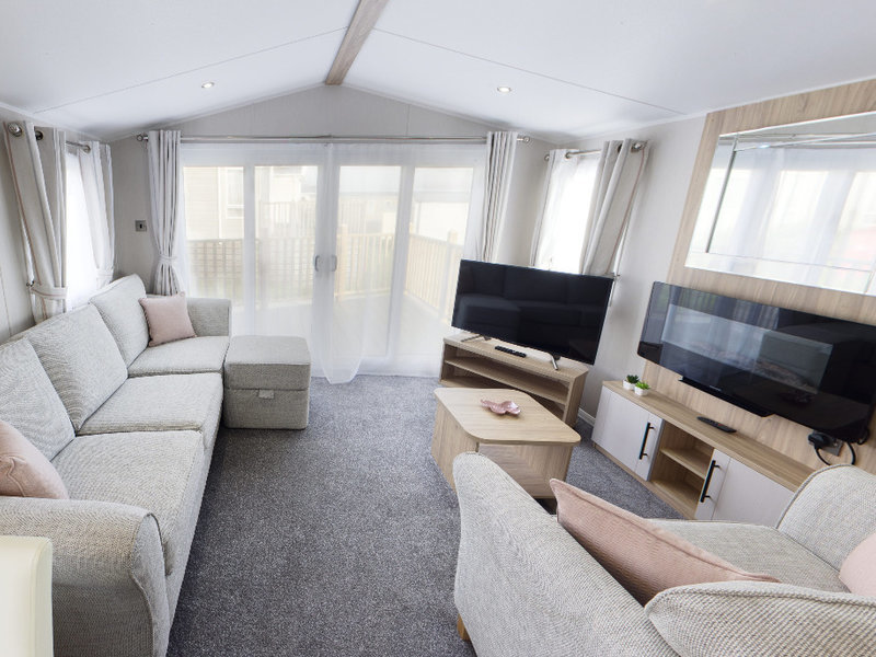 Willerby Manor Caravan in Camelford