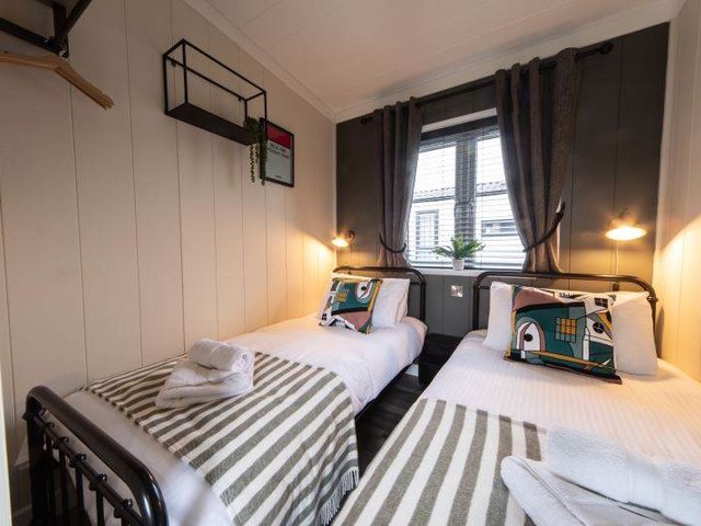 Photo of 2 Bedroom Bijou Bespoke Lodge