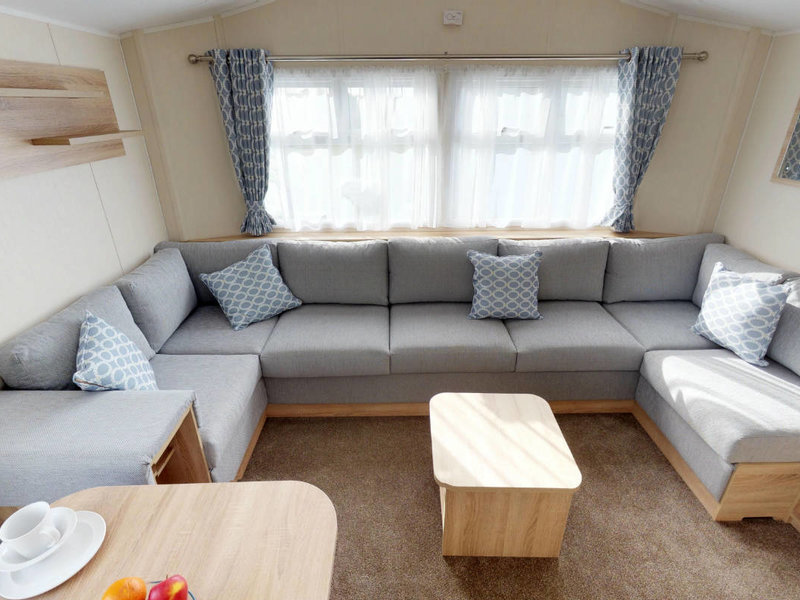 Gold Plus 2 Caravan. Pet Friendly Caravan in Lowestoft