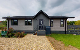 Ashby-cum-Fenby accommodation holiday homes for sale in Ashby-cum-Fenby